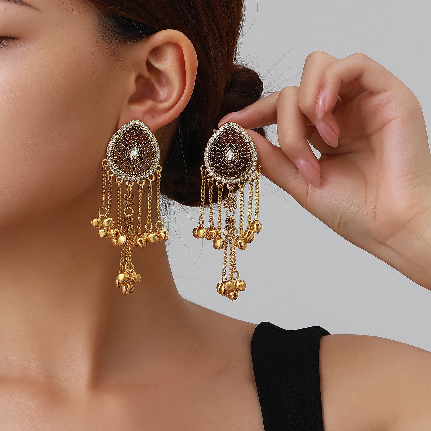Wholesale Trendy Long Tassel Rhinestone Earrings For Women Elegant Gold Tone Party Jewelry Accessory Boutique Resale Gift