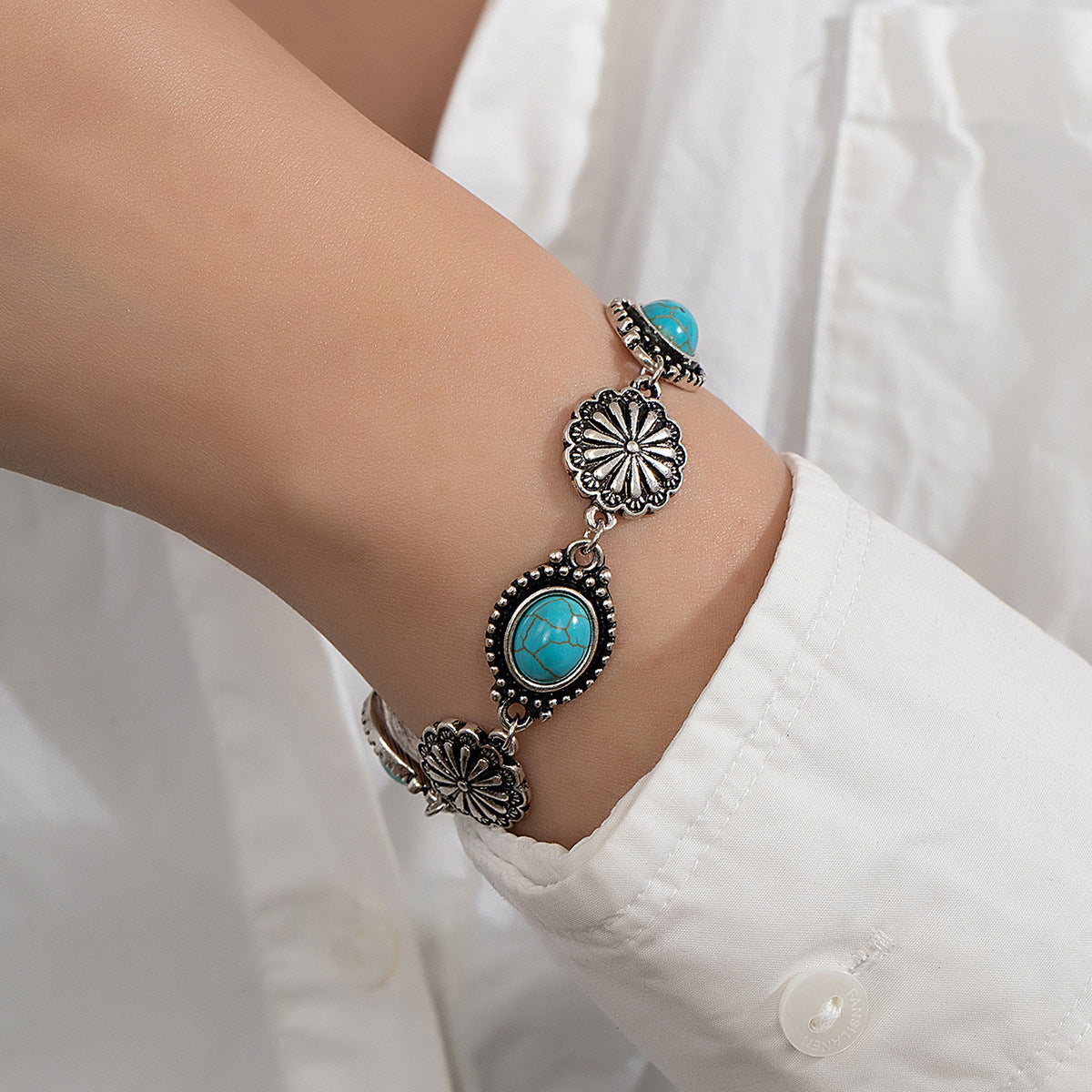 Wholesale Bohemian Turquoise Beaded Bracelet Vintage Alloy Electroplated Boutique Resale