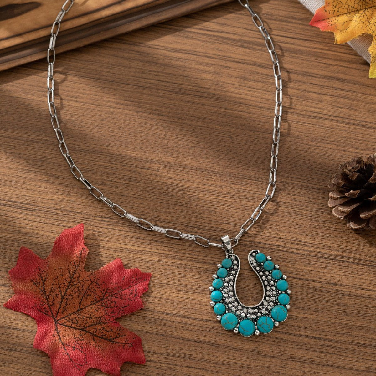 Wholesale Ethnic Style Butterfly Pendant Necklace Turquoise Alloy Fashion Accessory