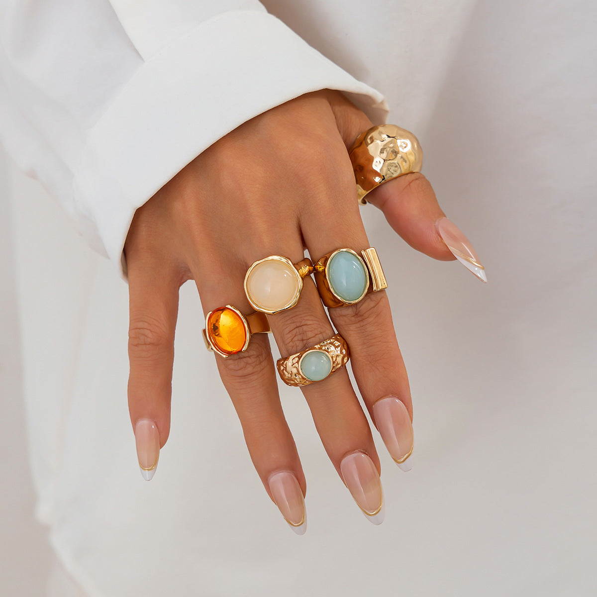 Wholesale Vintage Niche Knocking Pattern Open Ring Set - Alloy with Artificial Gemstone,  Fashion Jewelry Accessory for Women