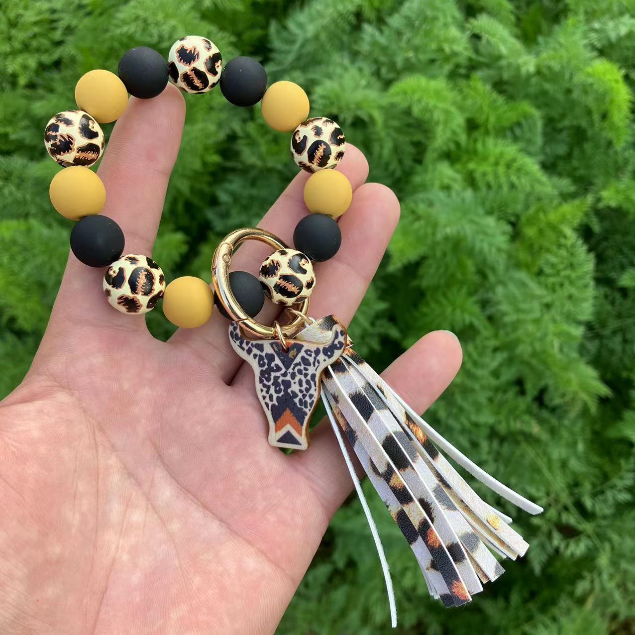Wholesale Chic Leopard Print Silicone Bead Bracelet Keychain With Cross Tassel Stylish Bag Charm Or Everyday Wear