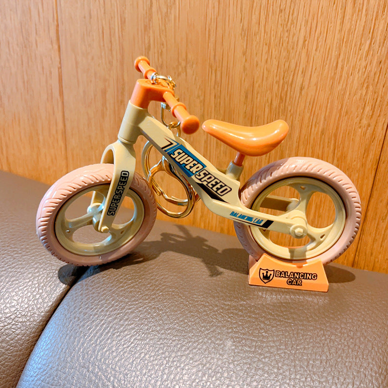 Wholesale Plastic Bicycle Keychain Decorative Car Key Accessory Creative Movable Bike Design