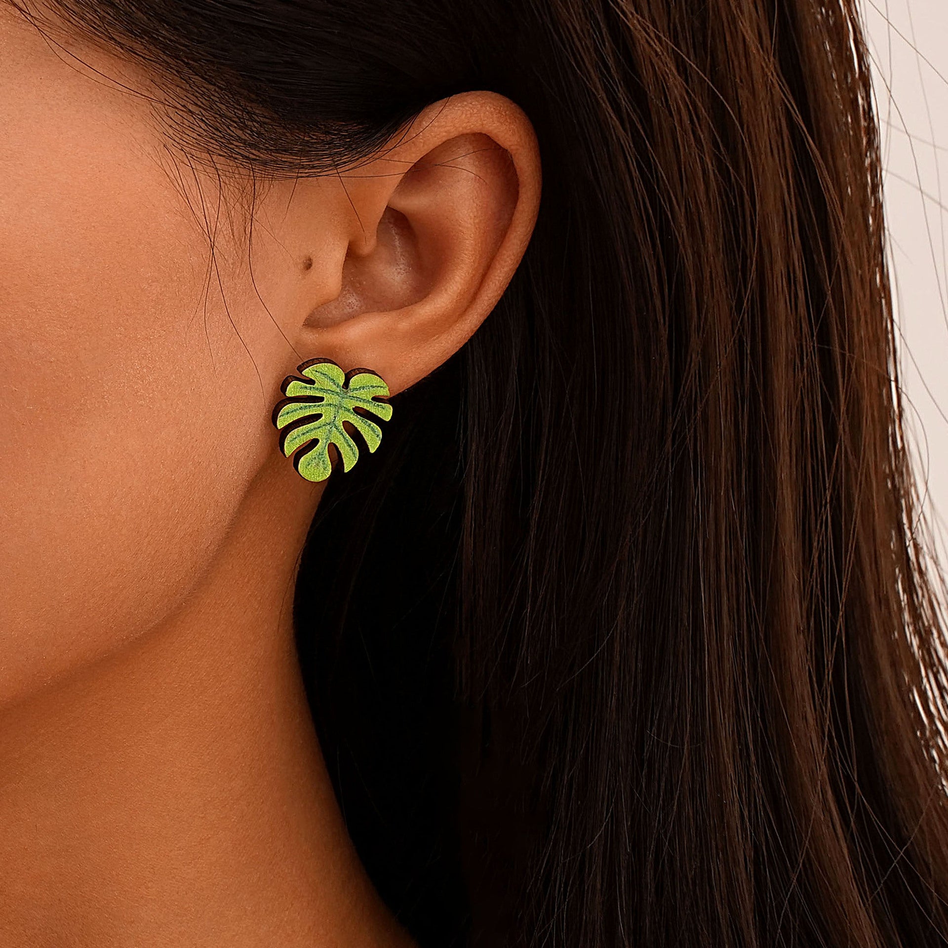 Wholesale  color exaggerated cartoon green leaves acrylic long earrings accessories