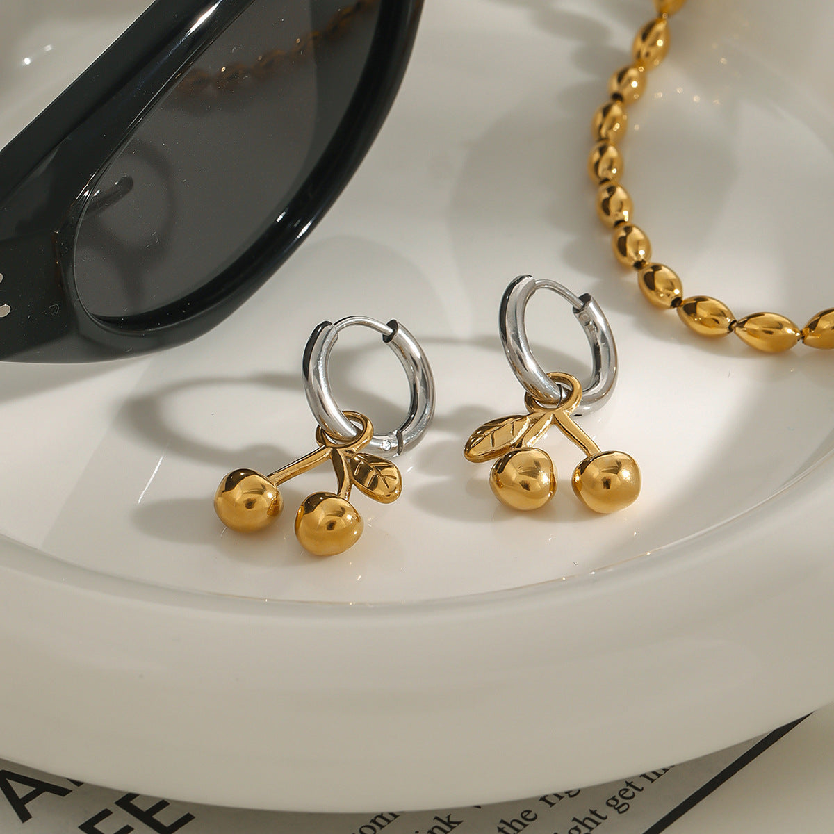 Wholesale Cherry Stainless Steel  Light Luxury earrings