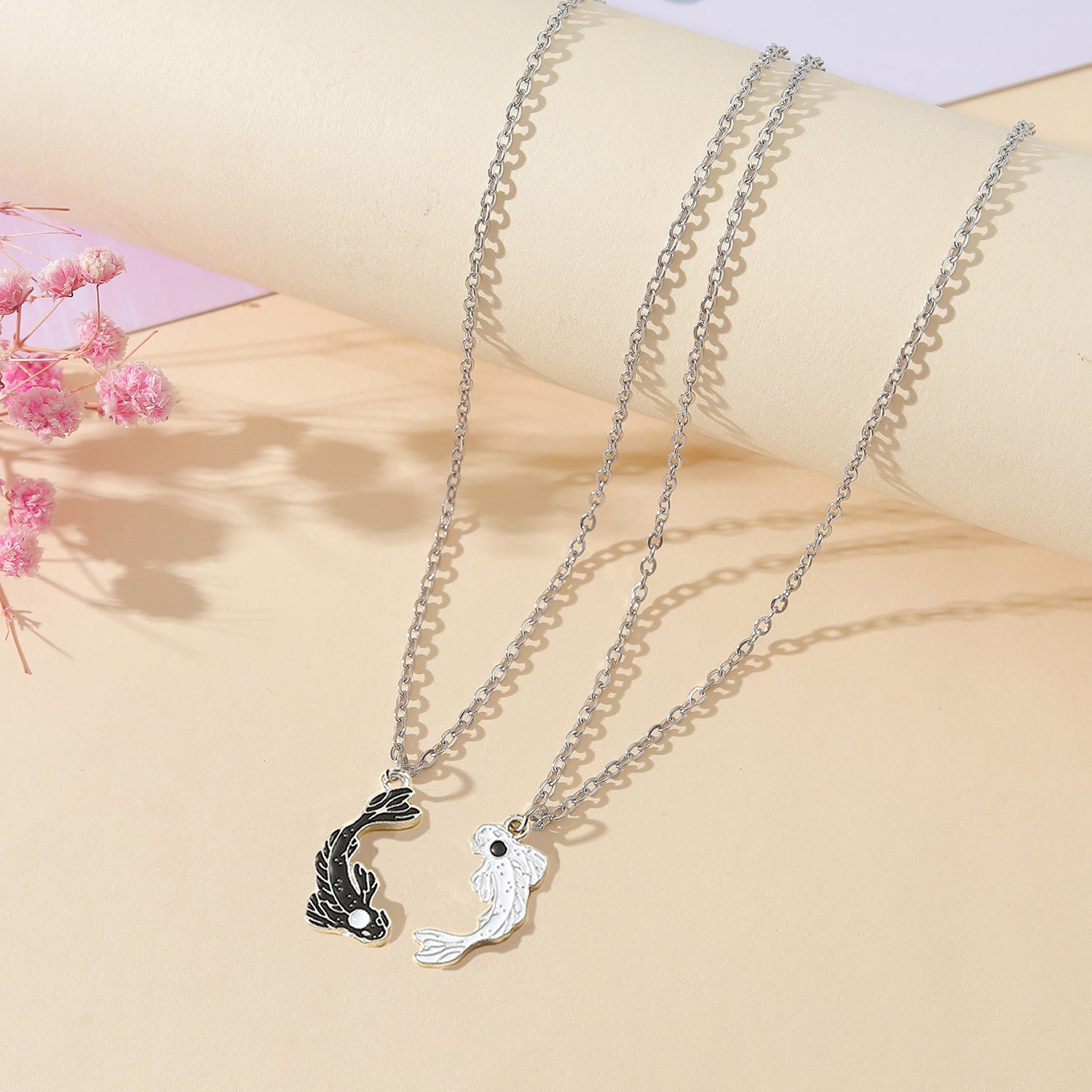 Wholesale  Metal Oil Dropping  Fish Necklace