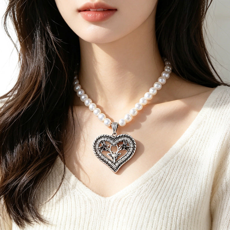 Wholesale Vintage Love Deer Head Heart Pendant Collarbone Chain Necklace,  Alloy Electroplated with Faux Pearl,  Jewelry Accessory for Women