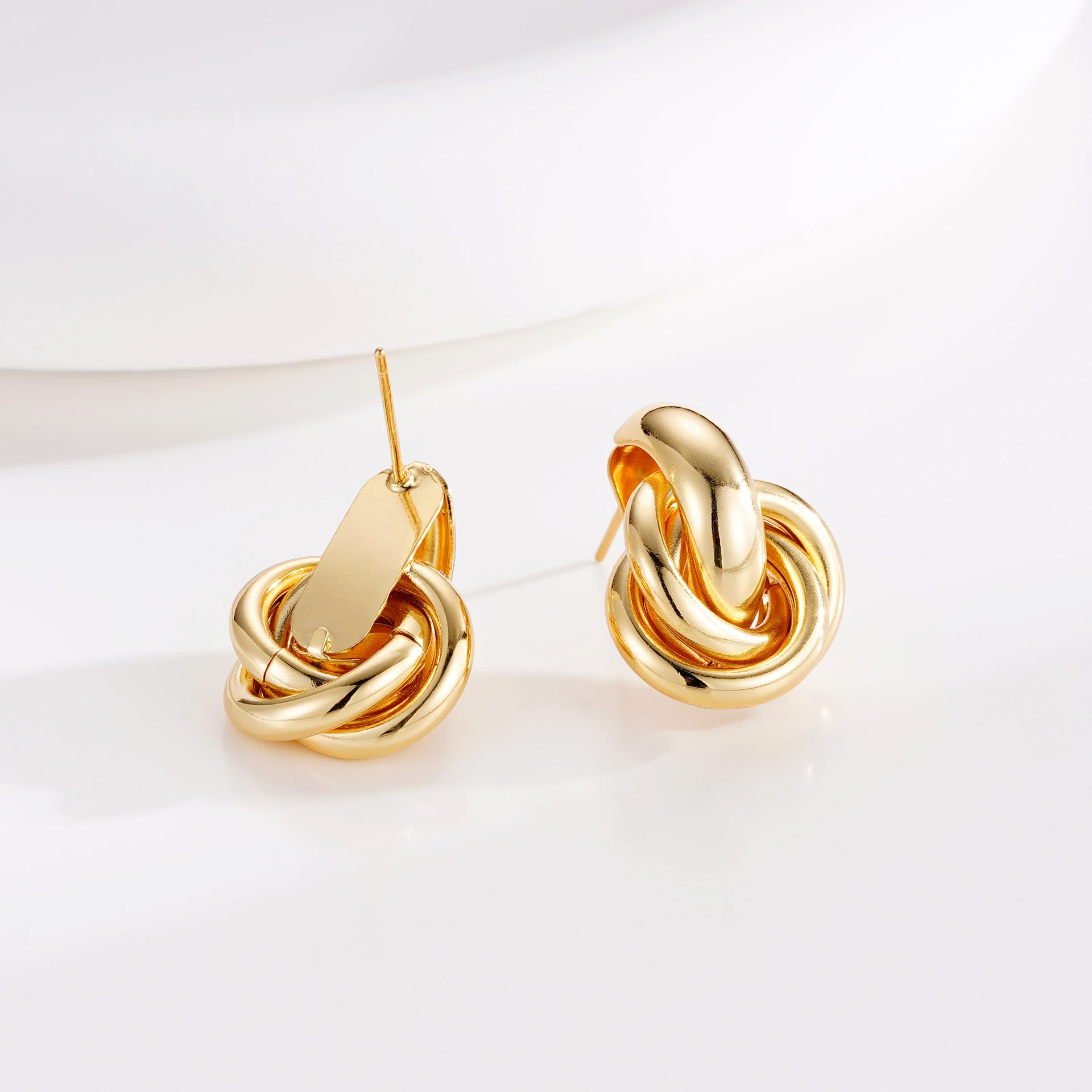 Wholesale Circle Twist Earrings
