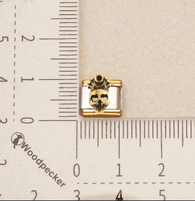 Wholesale 18Pcs Fashion 201 Stainless Steel Italian Charms DIY Jewelry Accessory With Flower Skull Heart Feather Motifs