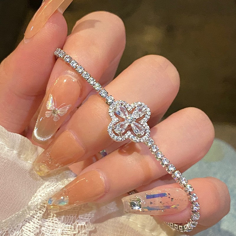 Wholesale Gold Plated Iris Flower Bracelet Full Rhinestones Pull Adjustable Fashion Jewelry Gift