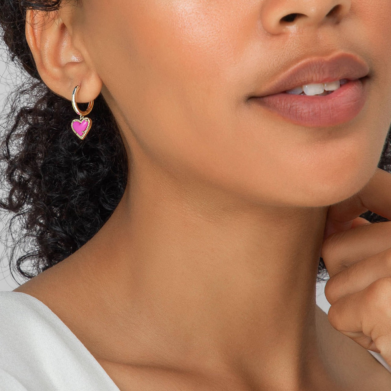 Wholesale  Zircon Love Earrings  All-match Earrings