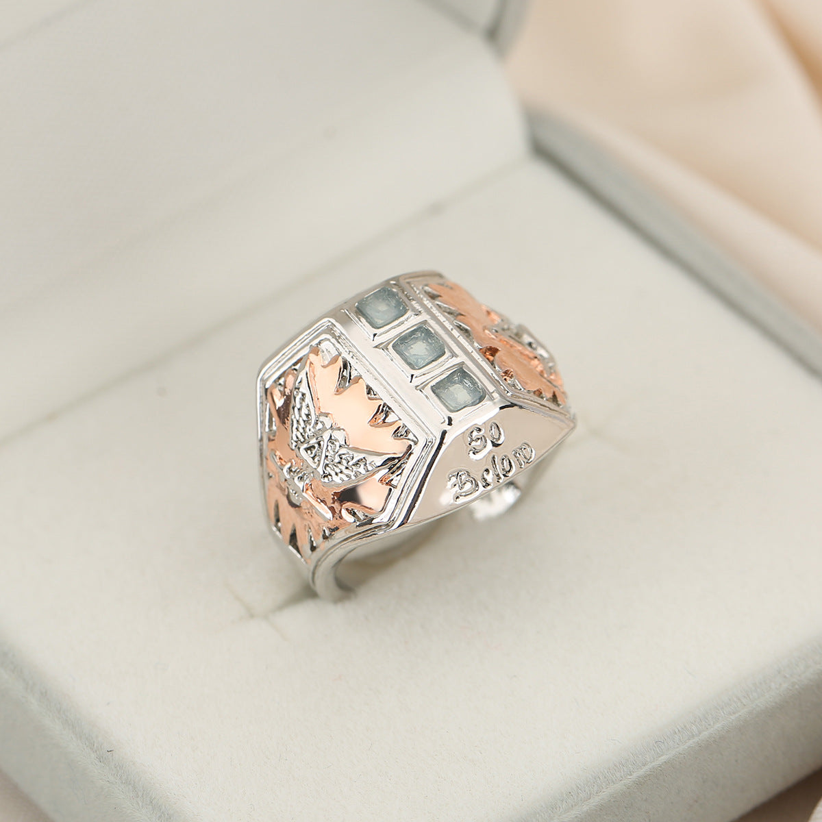 Wholesale  Exaggerated Stylish Trendyy Fashion Ring