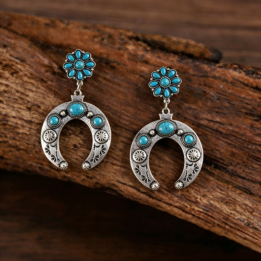 Wholesale Zinc Alloy Electroplated Retro Horn Flower Earrings Bohemian Ethnic Style Jewelry Accessory