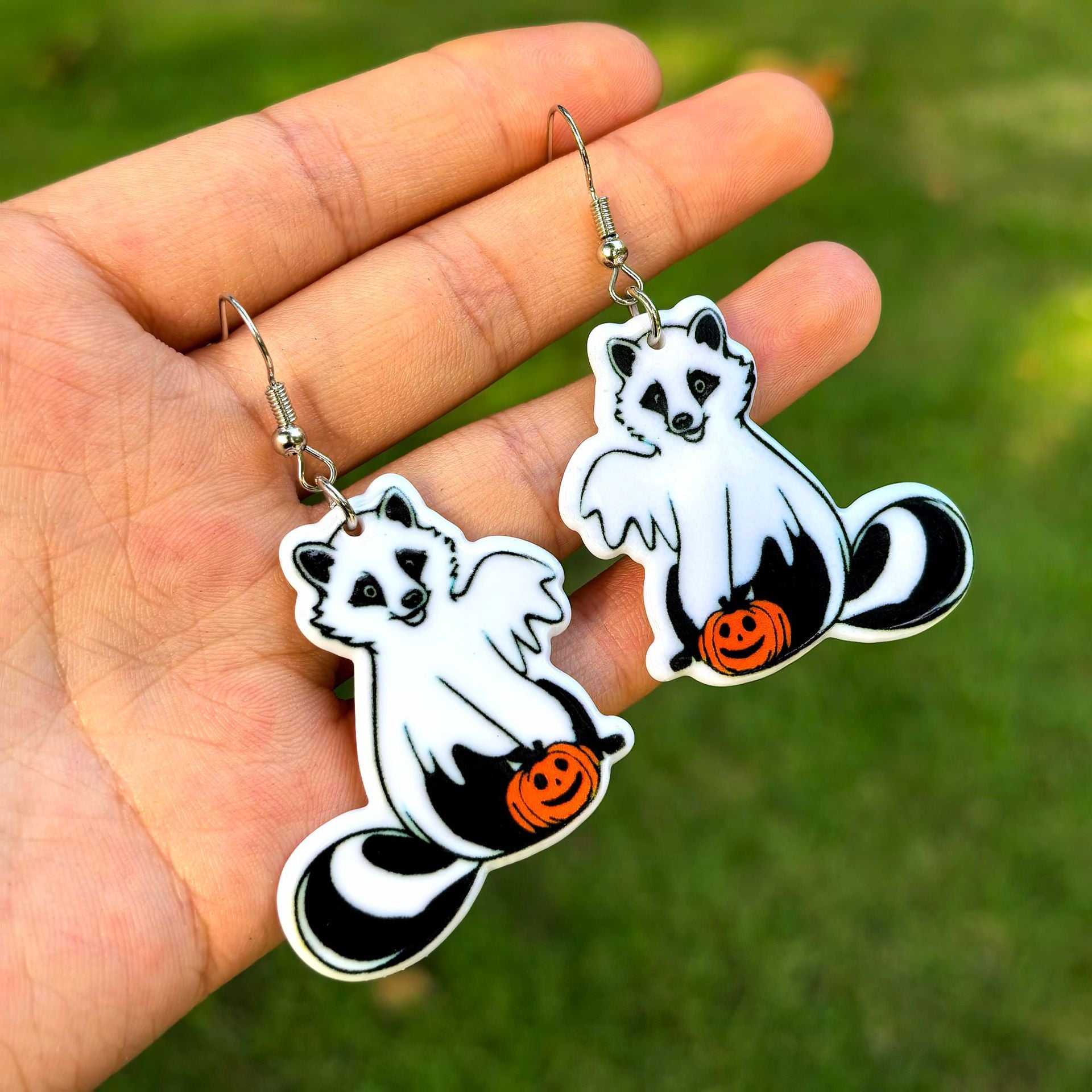 Wholesale Halloween Earrings Thanksgiving Pumpkin White Ghost Cow Black Cat Acrylic Earrings
