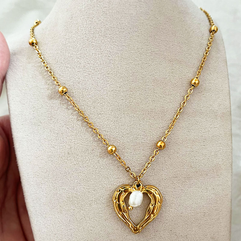 Wholesale titanium steel love necklace