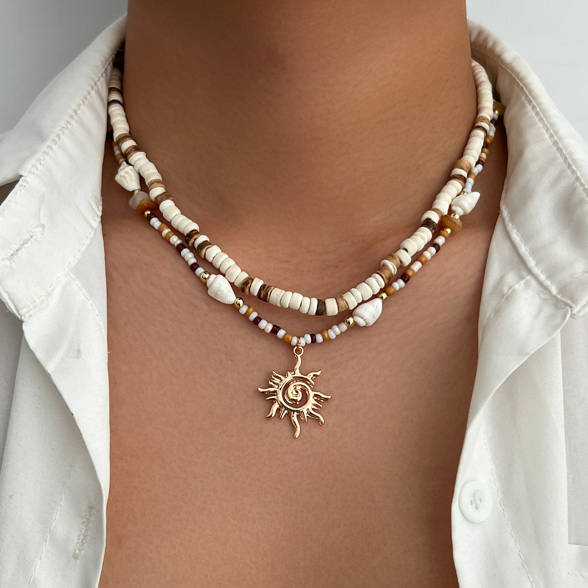 Wholesale Beach Holiday Style nut Shell Bead Necklace Men Sun Pendant Fashion Accessory