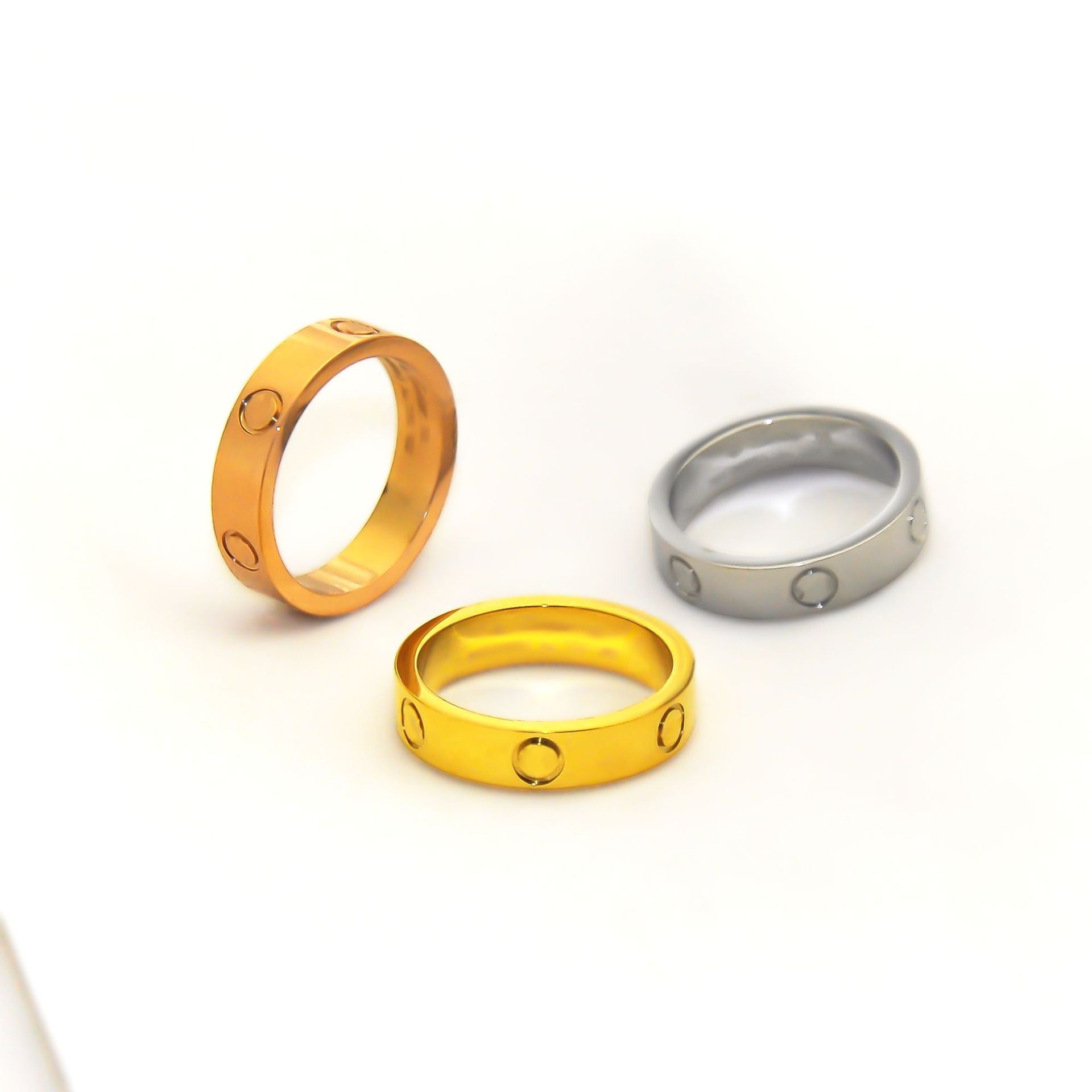 Wholesale Trendy Gold-Plated Stainless Steel Love Ring Jewelry Accessory Gift