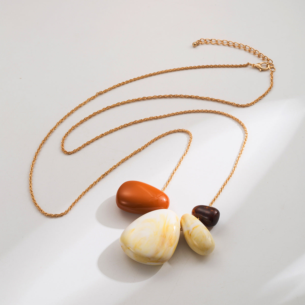 Wholesale color resin irregular pendant necklace design sweater chain