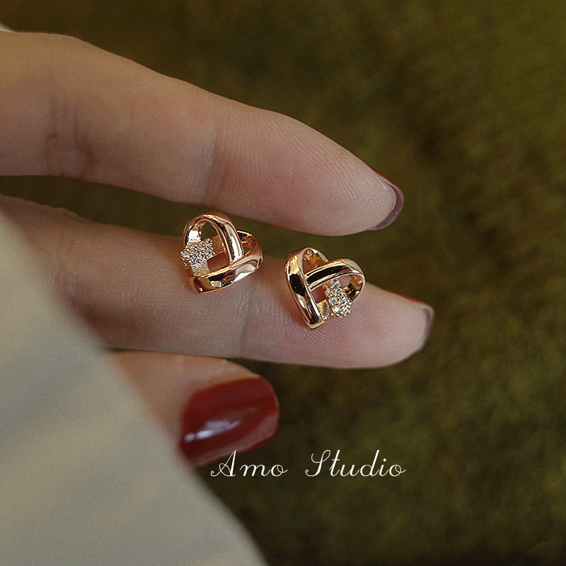 Wholesale Sweetheart Earrings for Women Rose Gold Heart-Shaped Ear Accessories Simple Fresh Sweet Earrings Trendy Clip-On Earrings for Non-Pierced Ears