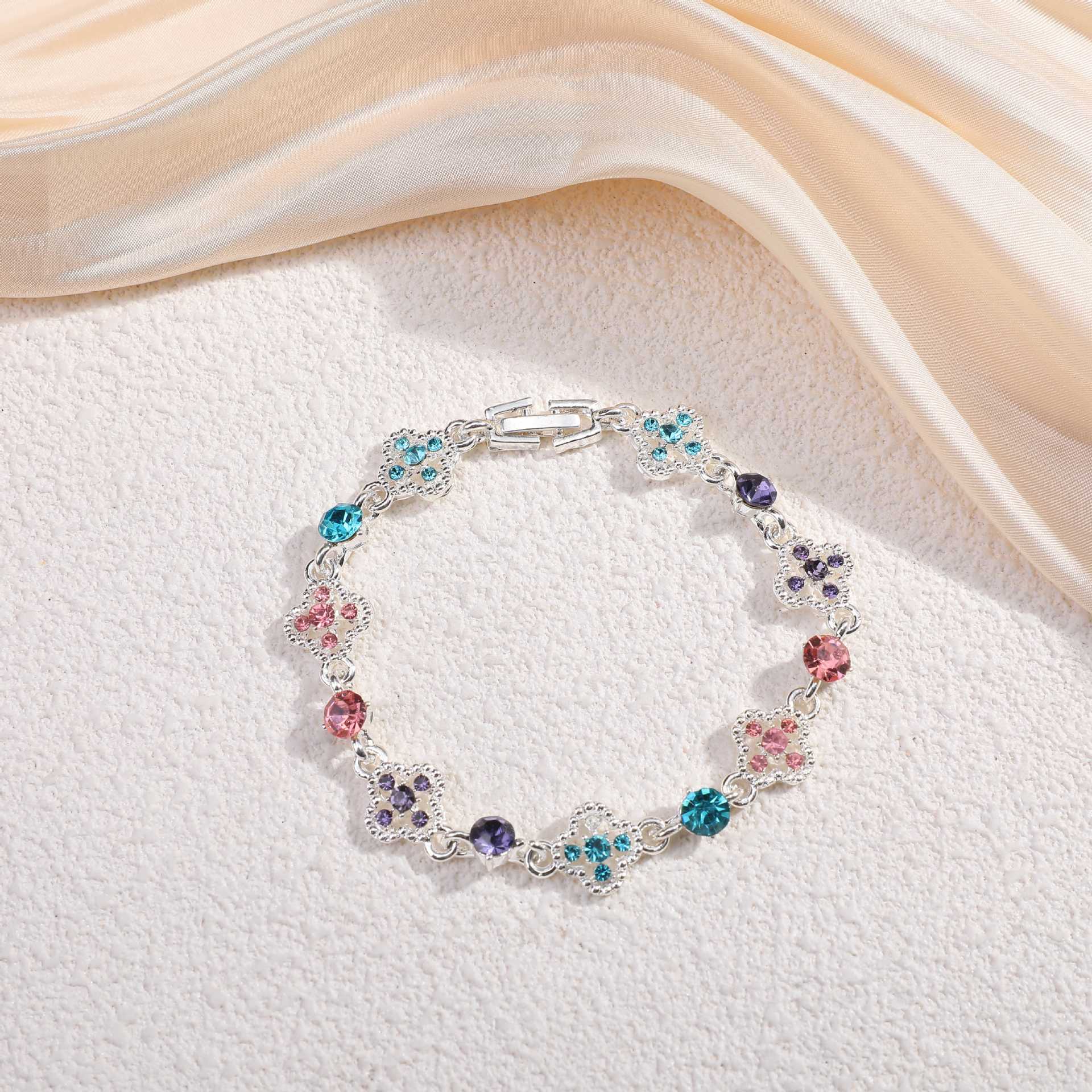 Wholesale Cross-Border New Style Light Luxury High-End Design Copper Bracelet with Diamonds and Colorful Four-Leaf Clover,  European and American Fashion Versatile Bracelet