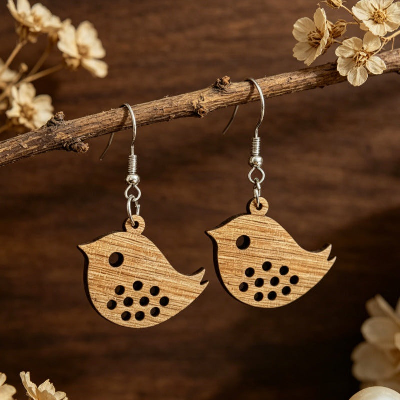 Wholesale Vintage Wooden Earrings Hollow-Carved Bird Design Jewelry Accessory for Gift