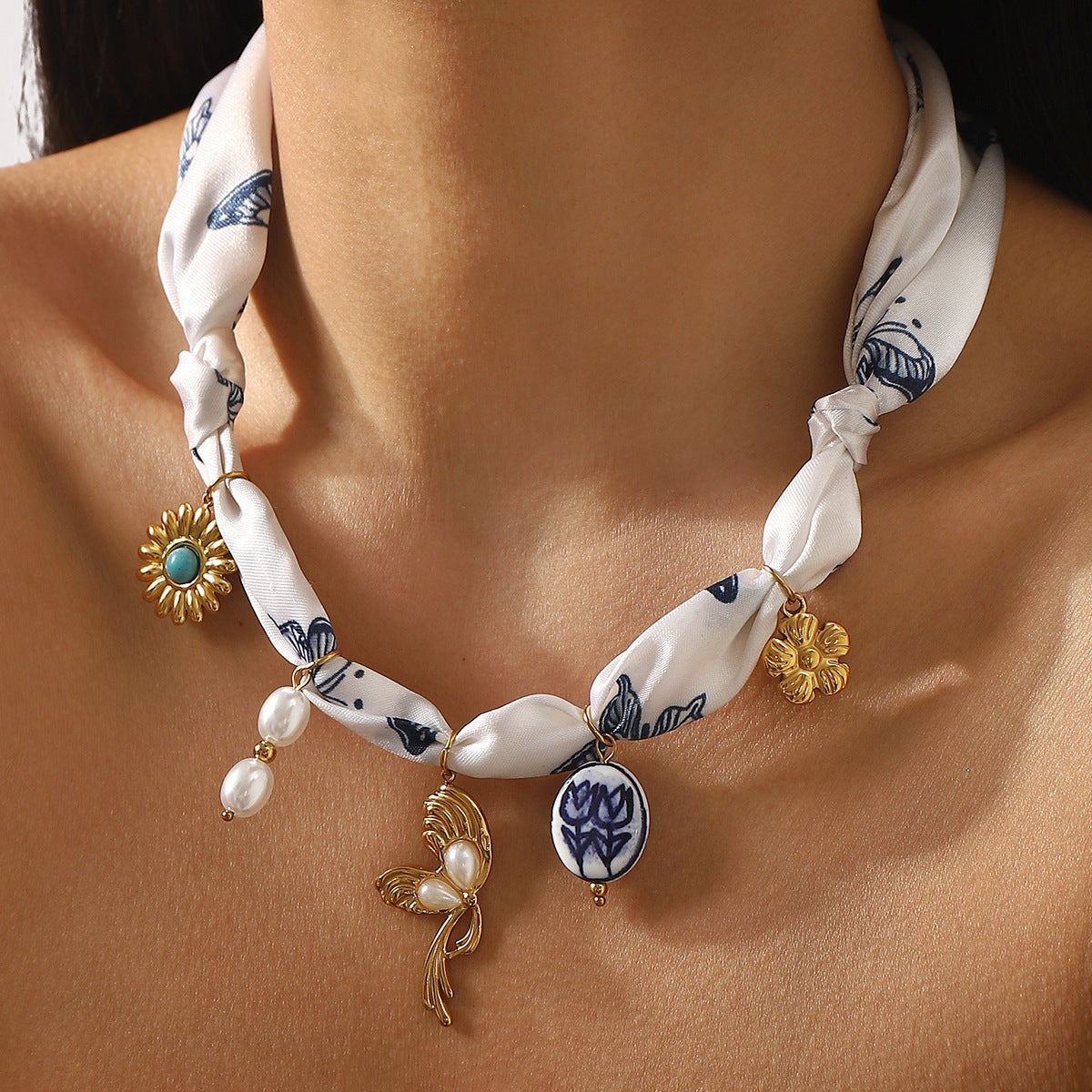 Wholesale Floral Ceramic Pendant Ribbon Necklace