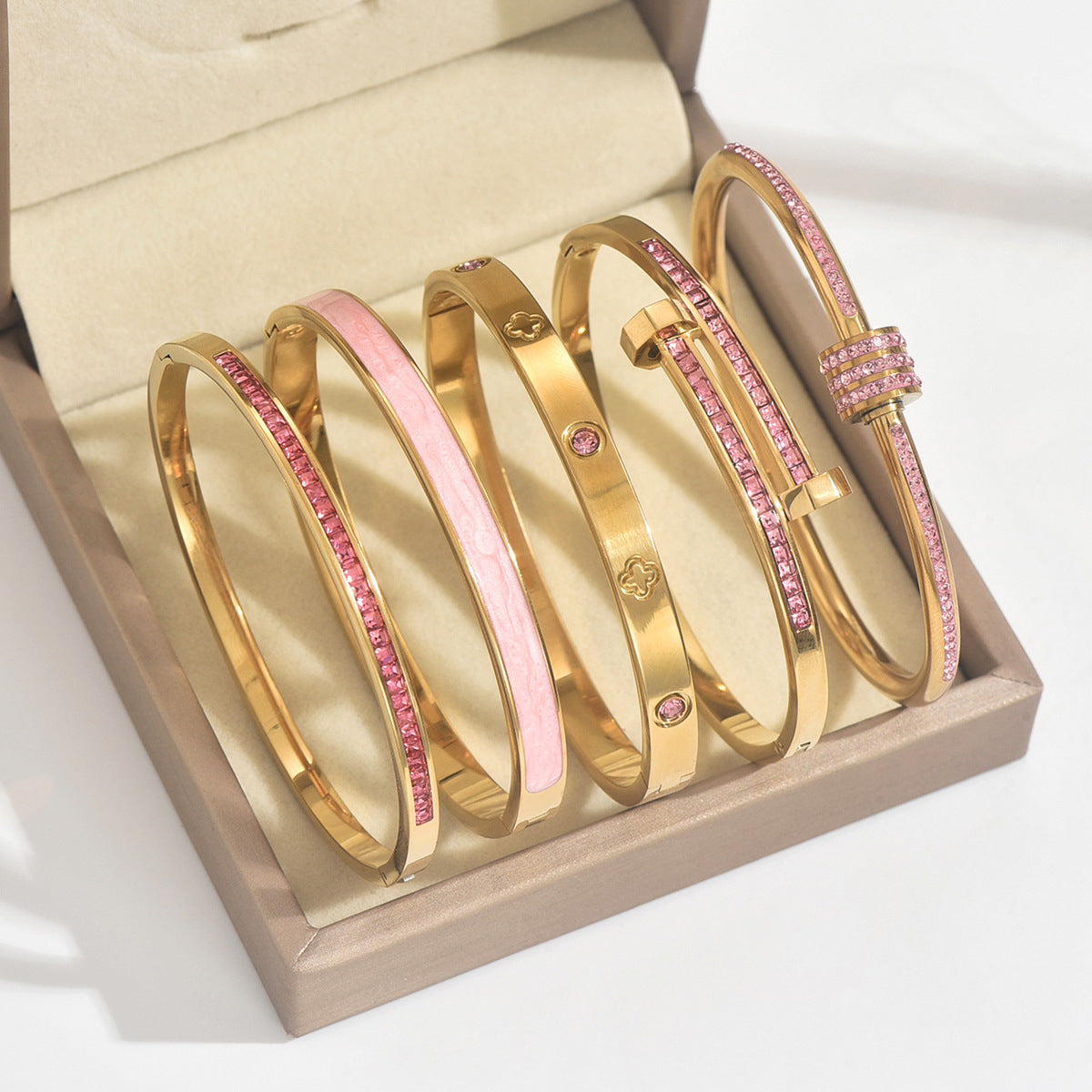 Wholesale Titanium steel diamond-encrusted bracelet ACCVIP