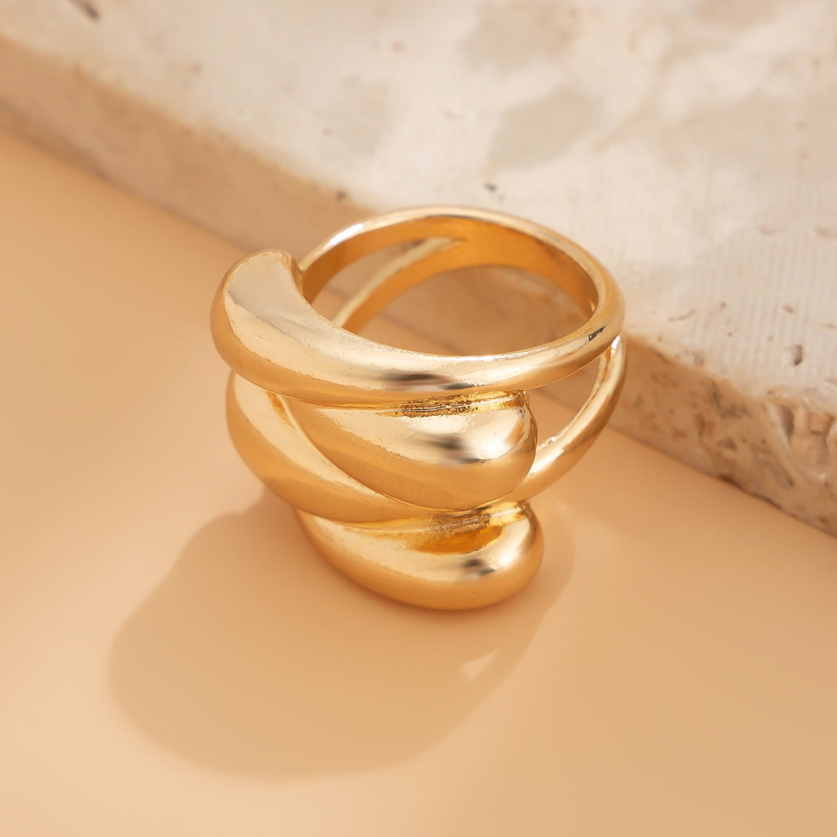 Wholesale Chic Gold Alloy Round Bangle Bracelet For Women Everyday Wear Jewelry Accessory