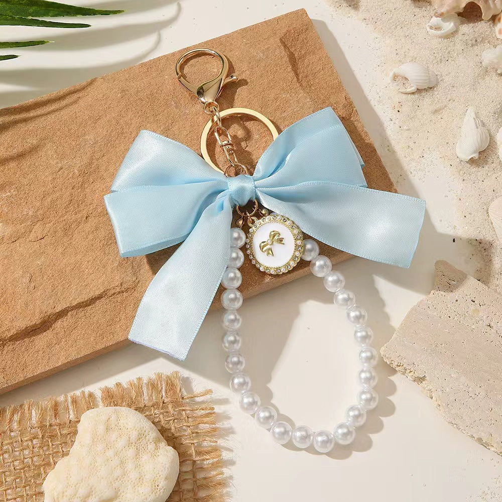 Wholesale Vintage Imitation Pearl Bow Keychain Pendant Alloy Car Key Accessory