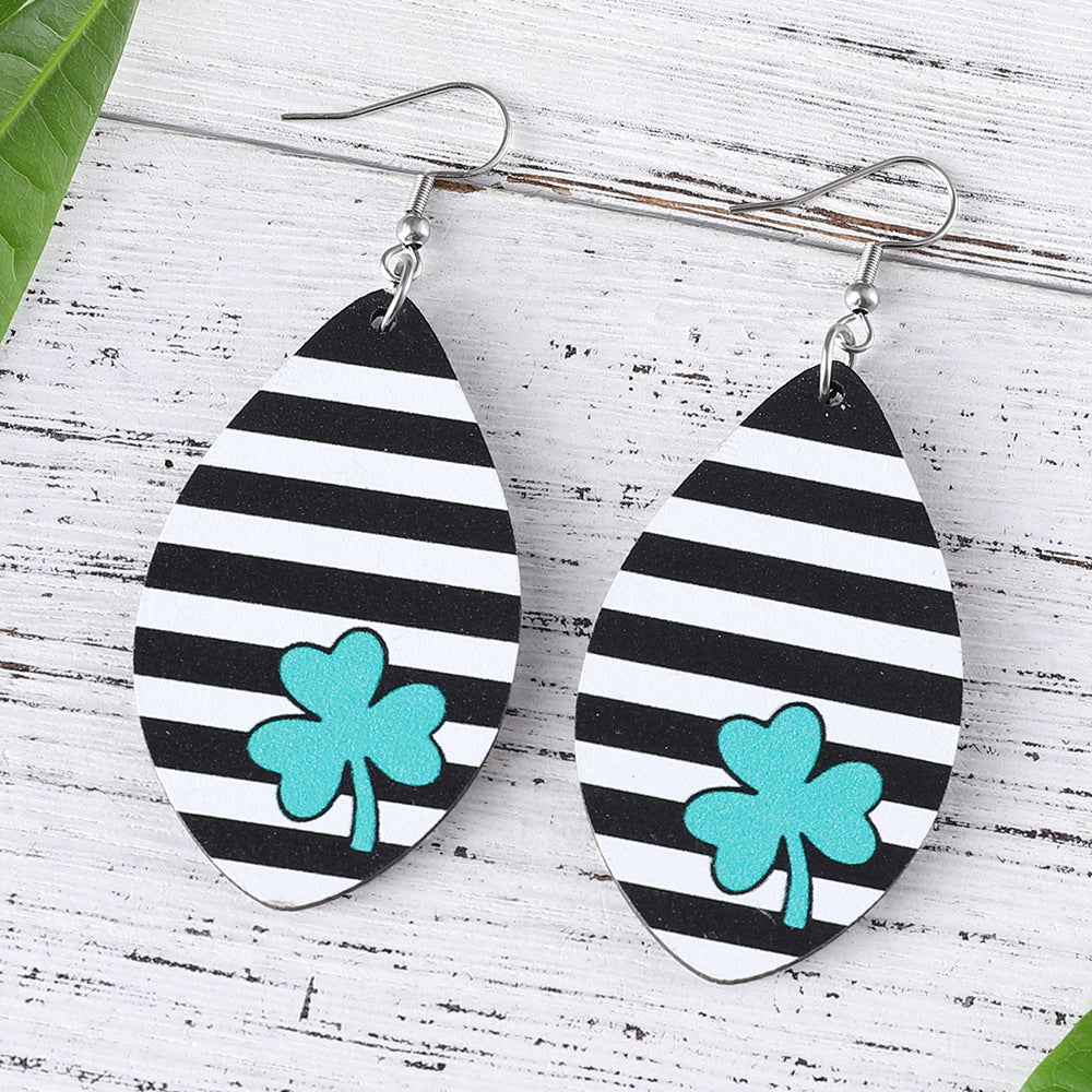 Wholesale Wooden St.  Patrick' s Day green clover heart zebra print earrings