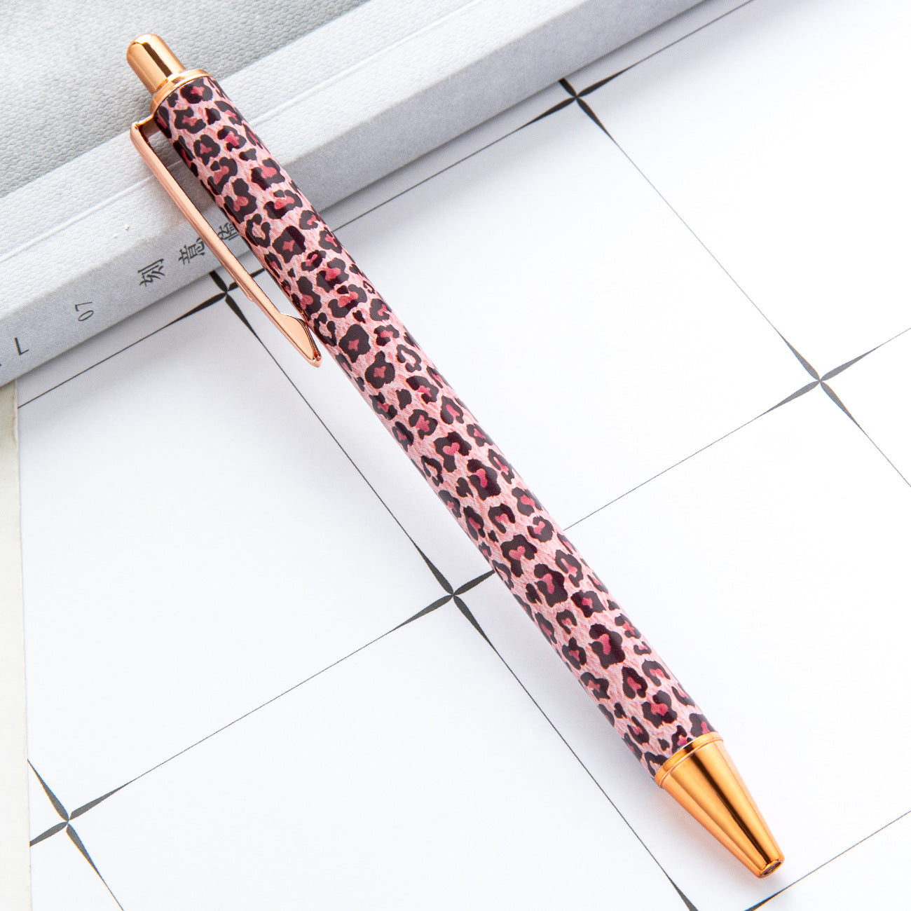 Wholesale Back to School floral film pen multi-color cartoon cute leopard ballpoint pen