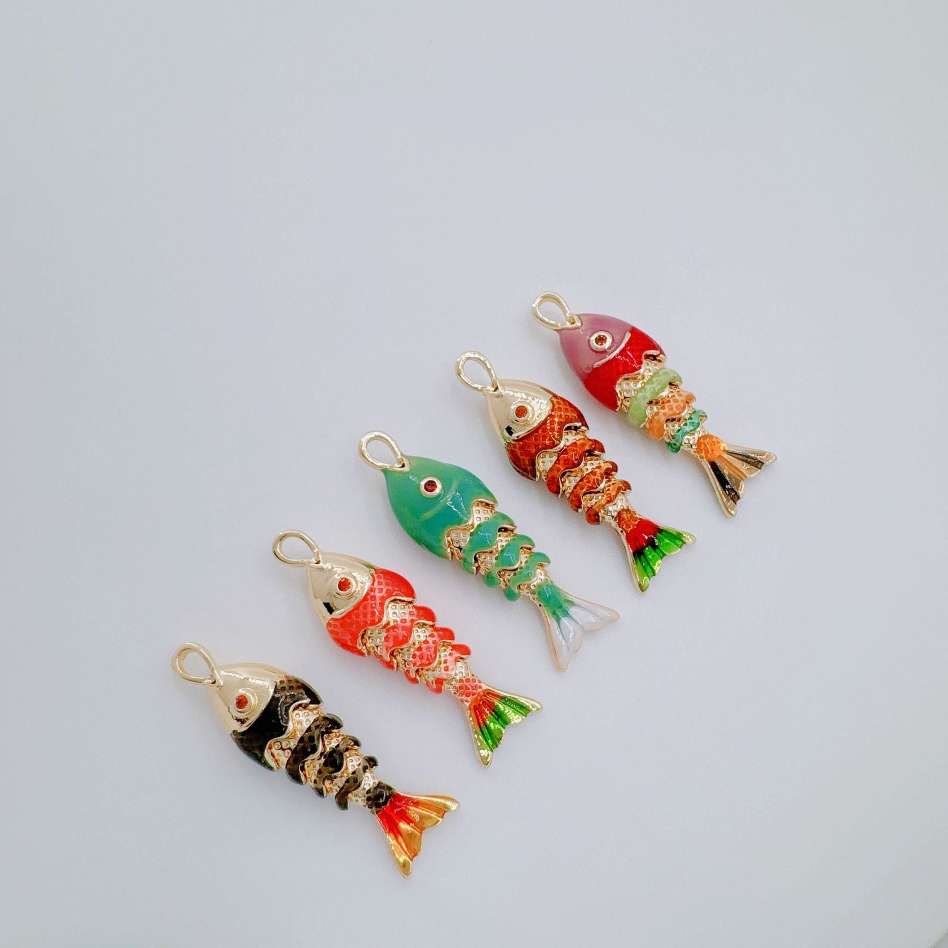 Wholesale Marine-Themed Gold-Plated Copper Enamel Pendants Fashion Accessory for DIY Jewelry