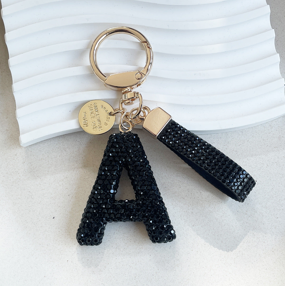 Wholesale Chic Rhinestone Letter Keychain Metal Electroplating Fashion Accessory Bag Charm Car Key