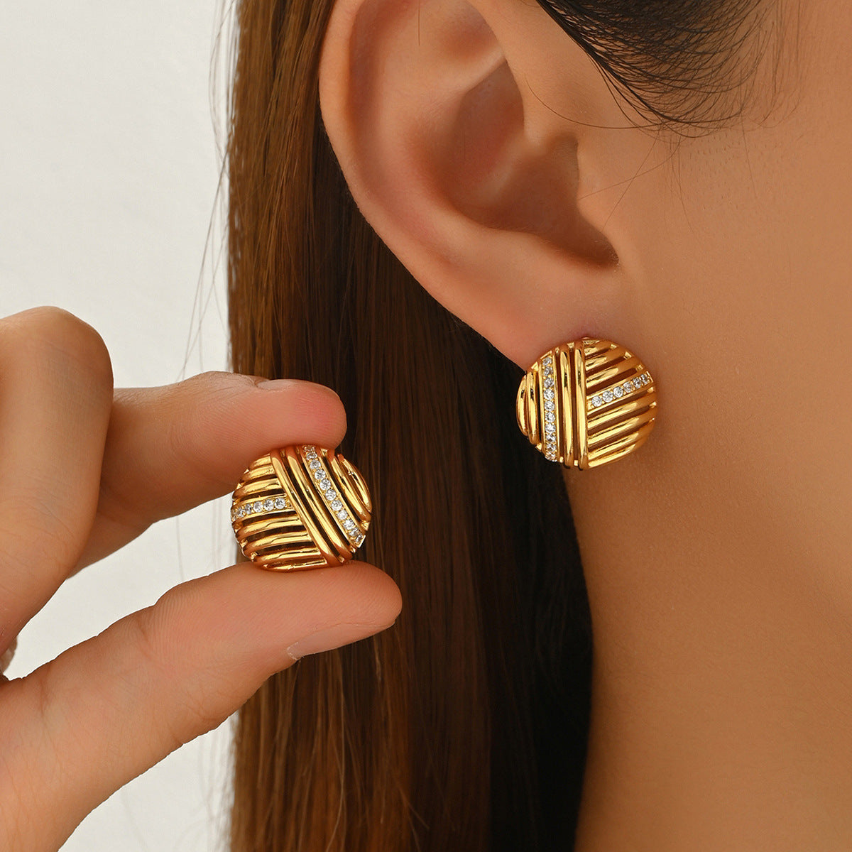 Wholesale 18K Gold Zircon Diamond Thread Round Earrings