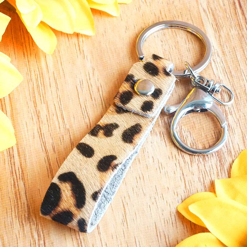 Wholesale of 2pcs/pack Leopard Zebra Cow Camo Genuine Leather Horse Hair Keychain ACC-KC-HY014