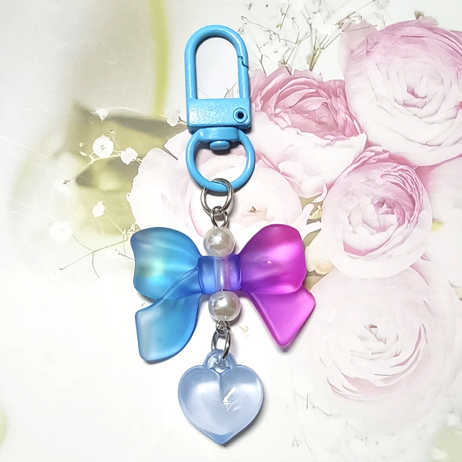 Wholesale Bow Pearl Heart Pendant in Candy Color