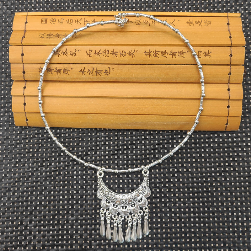 Wholesale Ethnic Style Alloy Pendant Necklace,  Geometric Clavicle Chain,  Boutique Jewelry Accessory