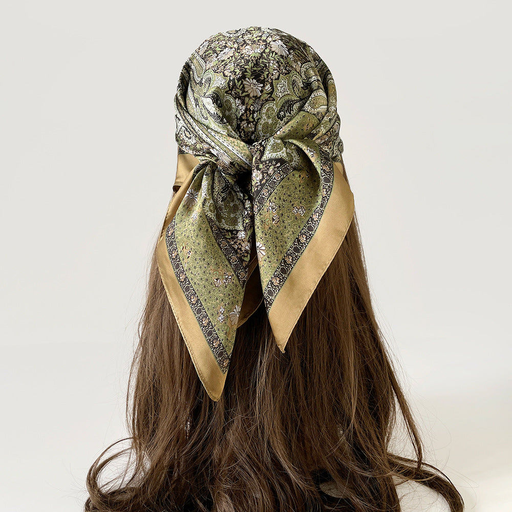 Wholesale Black and White Cashew Flower Silk  Scarf