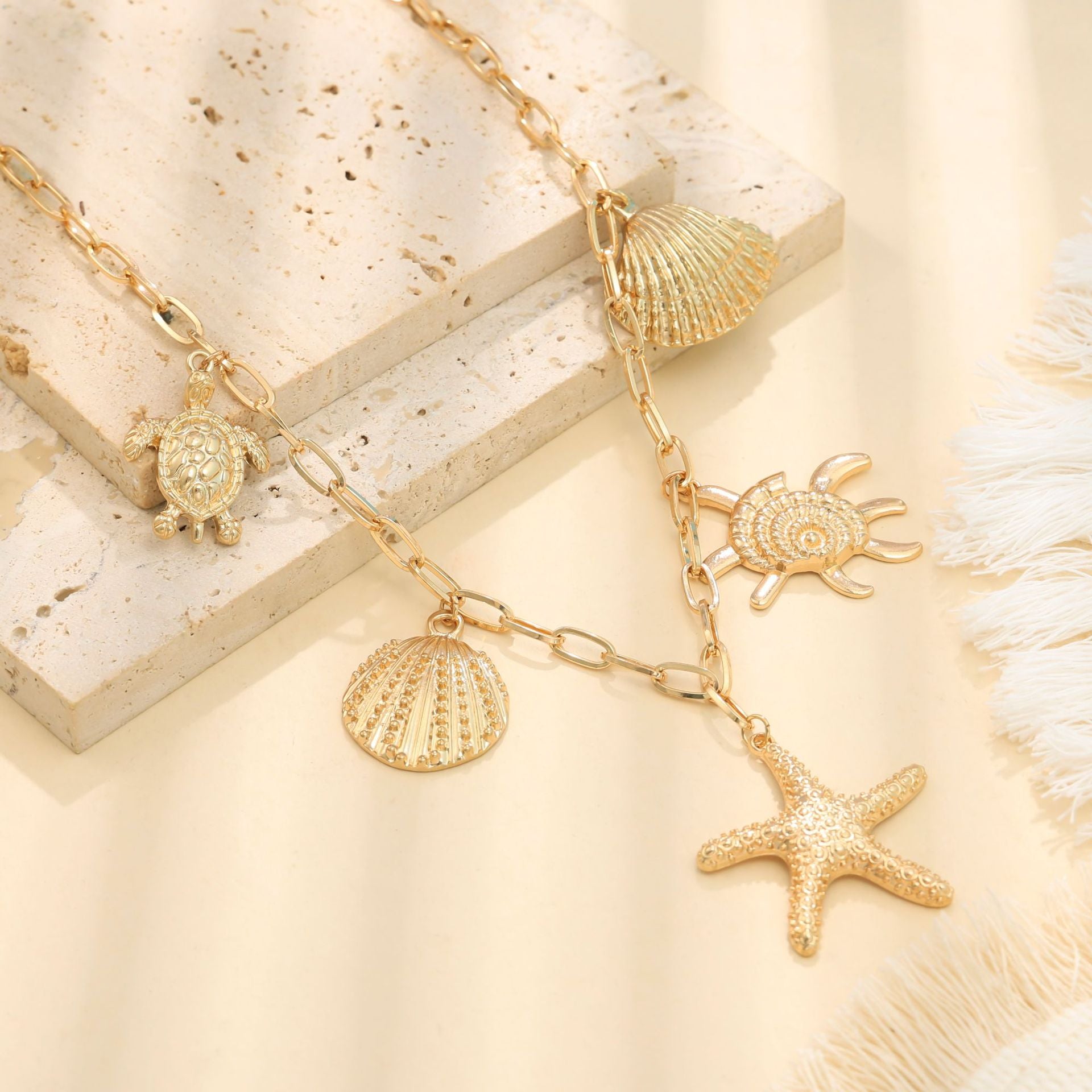 Wholesale Personalized Design Starfish Pendant Necklace