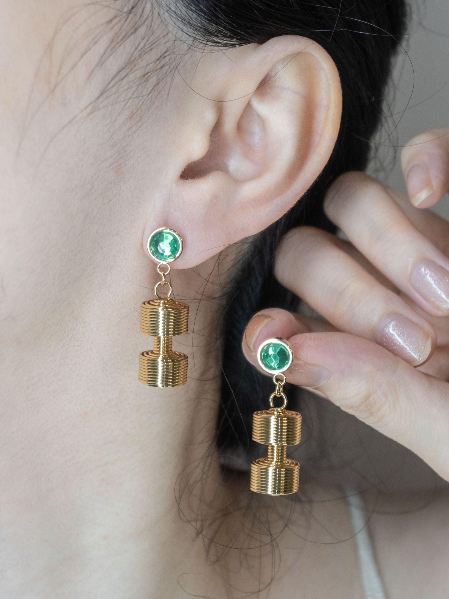 Wholesale Gold Plated Stainless Steel Three Layer Coil Geometric Lantern Earrings French Retro Women S Stud Earrings Party Fashion Accessory