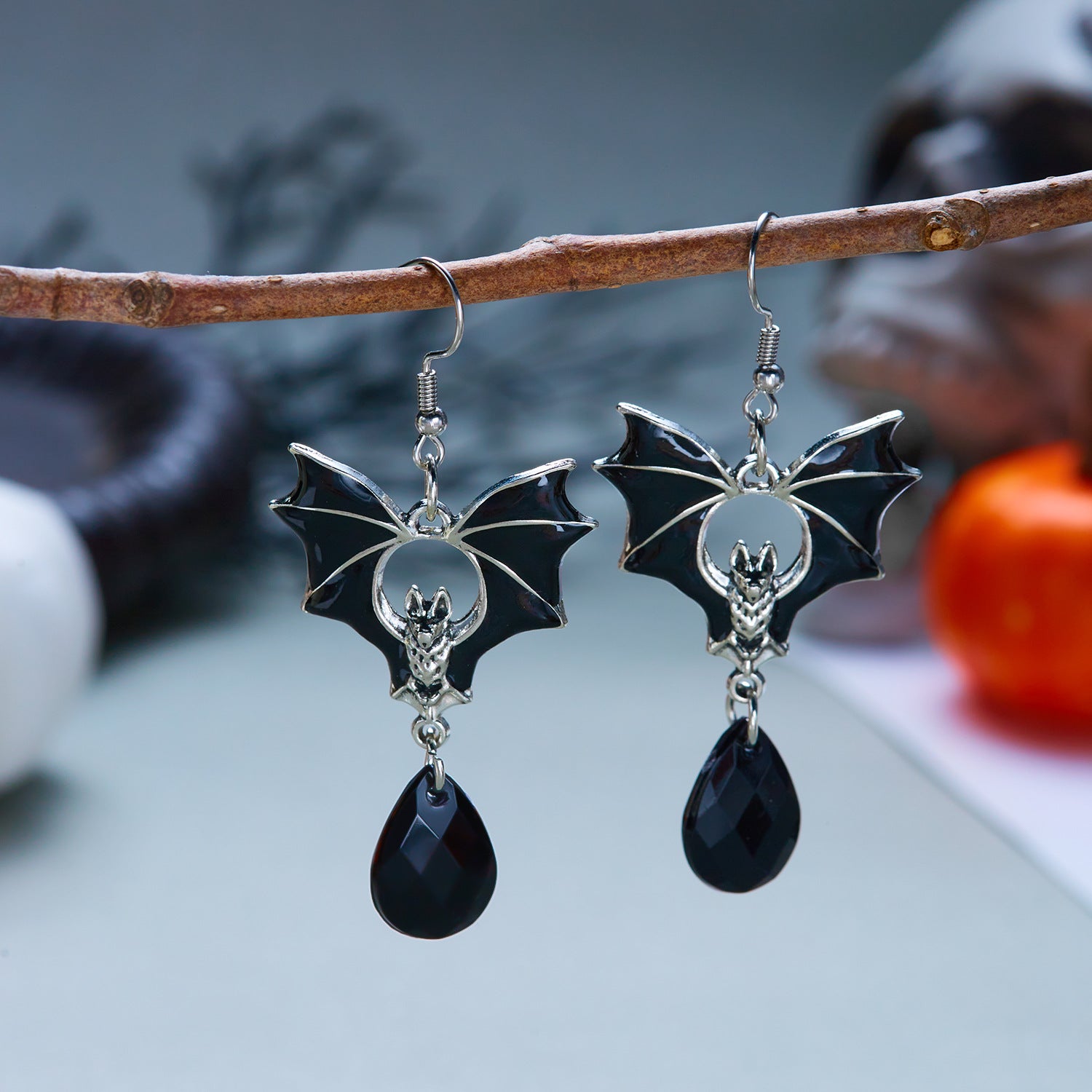 Wholesale Gothic Vampire Bat Earrings Red Black Crystal  Party Fashion Accessory