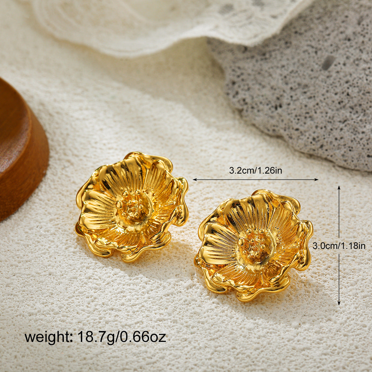 Wholesale 18K gold sunflower retro earrings
