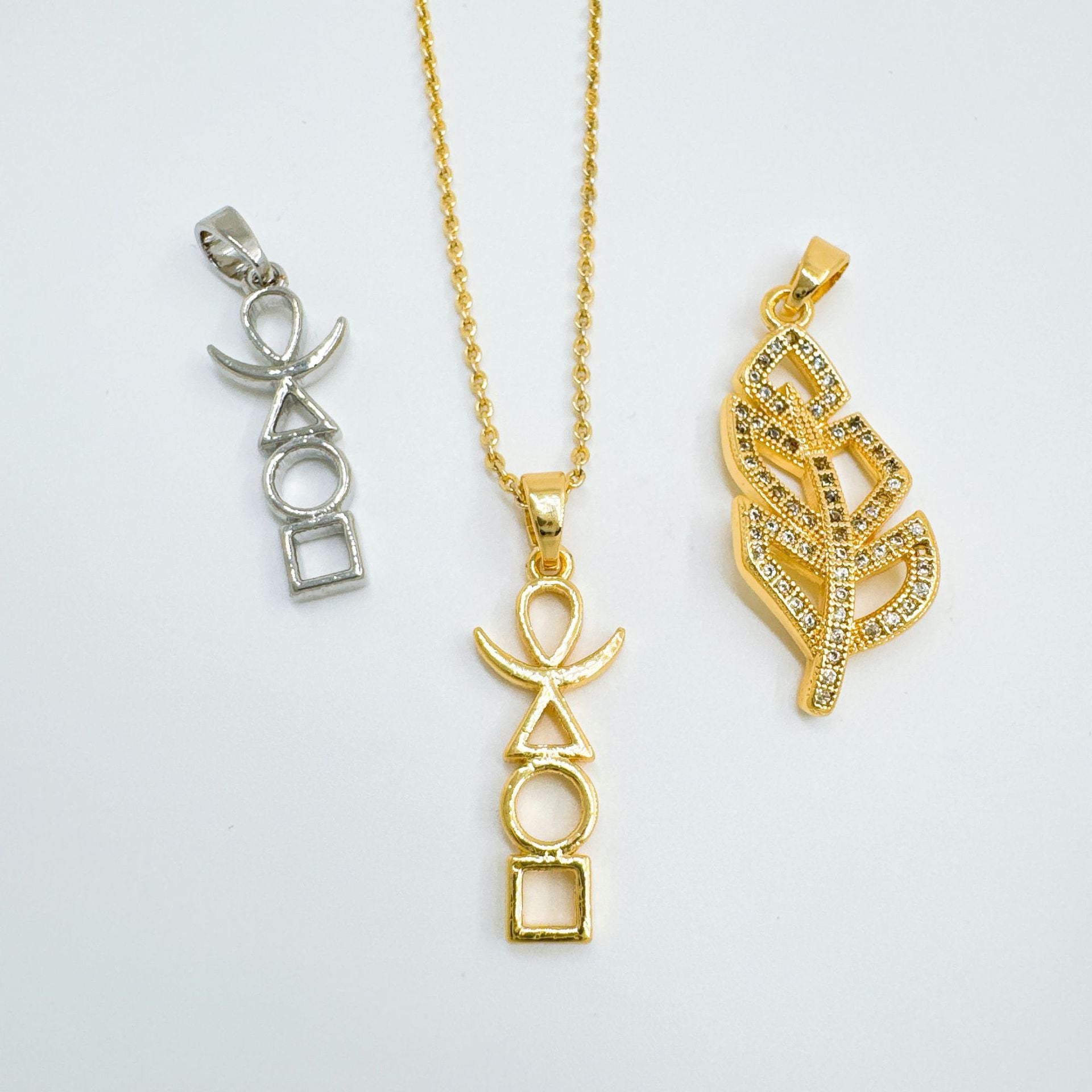 Wholesale European Style Leaf Fairy Necklace Copper Zircon Gold Plated Fashion Accessory