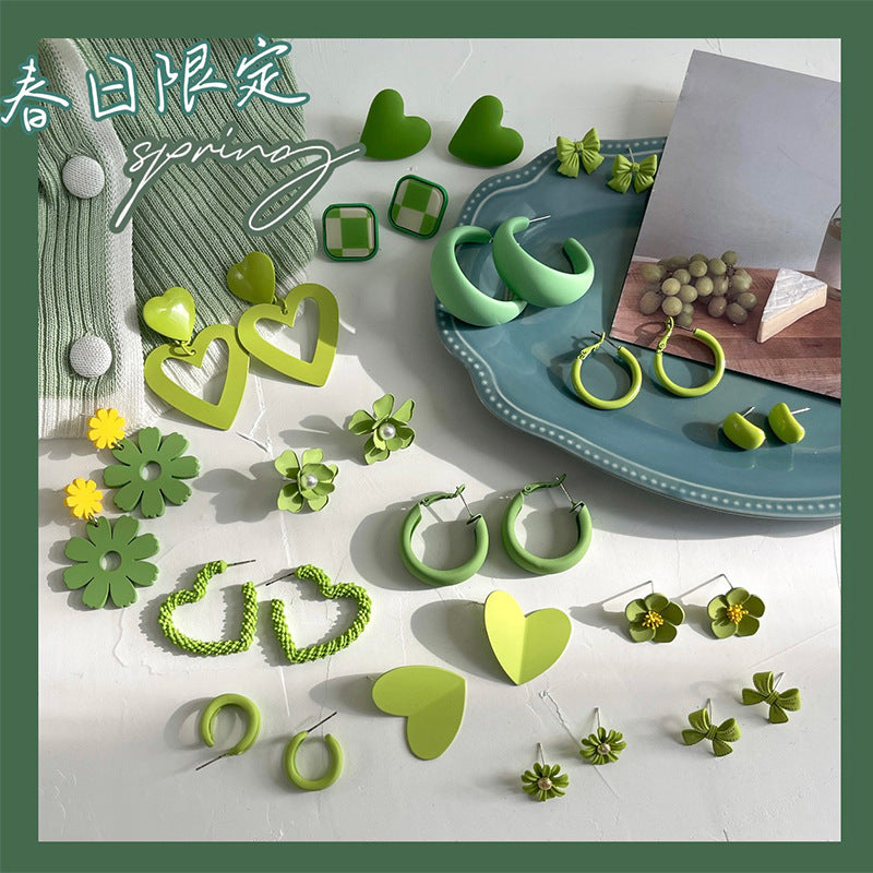 Wholesale Silver needle small green geometric love flower earrings