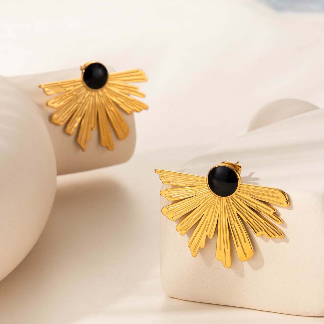 Wholesale  titanium steel irregular fan-shaped retro  earrings