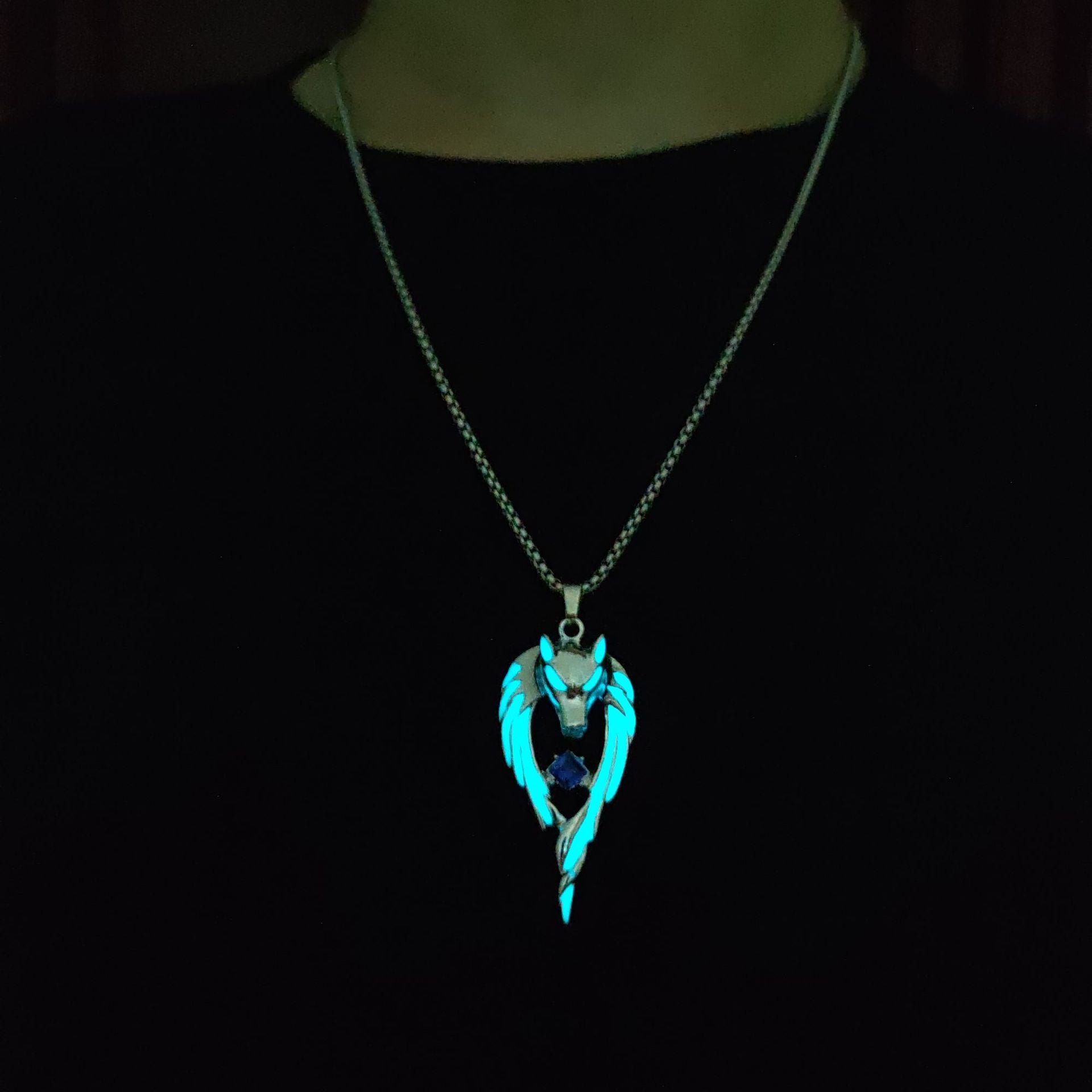 Wholesale Luminous Wolf Totem Luminous Men' s Pendant