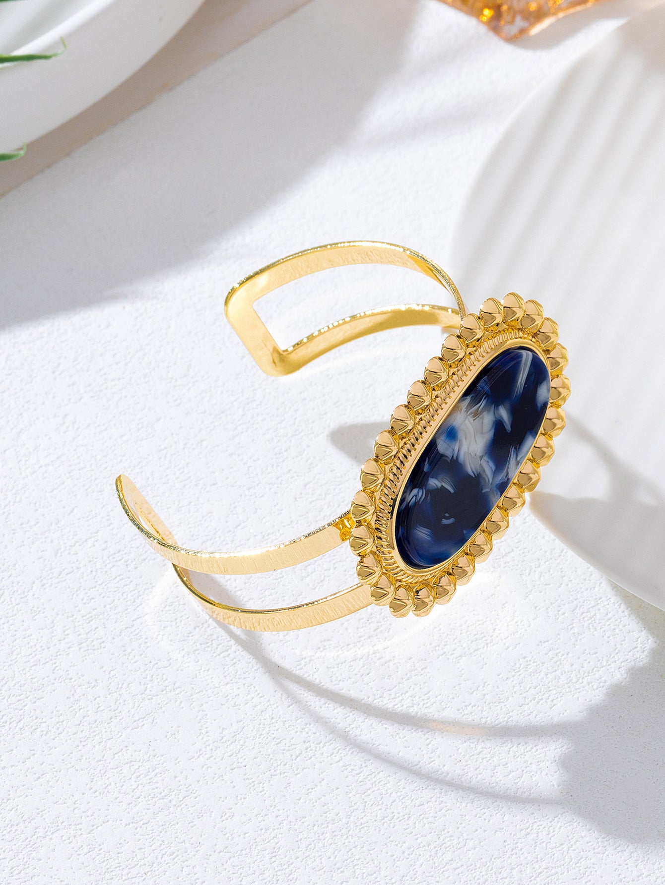 Wholesale Luxury Leopard Print Metal Three-Piece Earrings Ring Bracelet Set Exaggerated Personality Women' s Jewelry