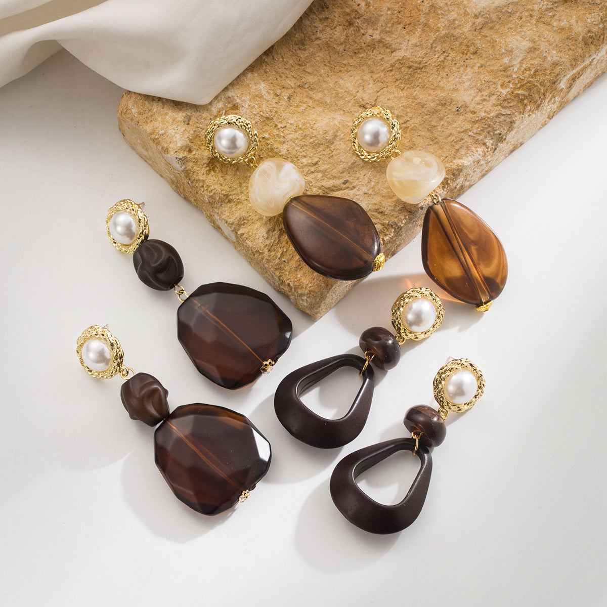 Wholesale  simple temperament irregular geometric resin earrings