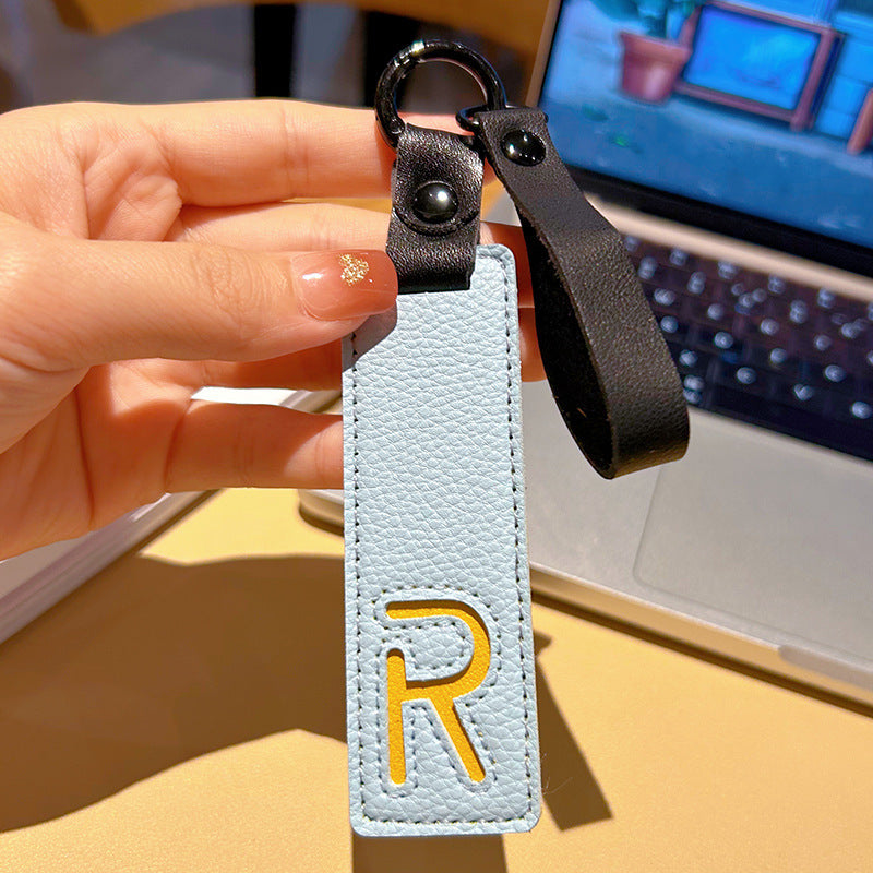Wholesale Leather 26 Letter Keychain Chic Car Key Accessory Decorative Bag Charm