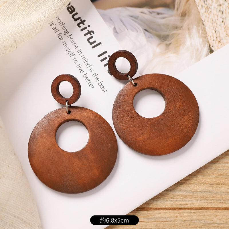 Wholesale Retro Coffee Wooden Earrings Ethnic Style Round Hand Knitted Jewelry Accessory
