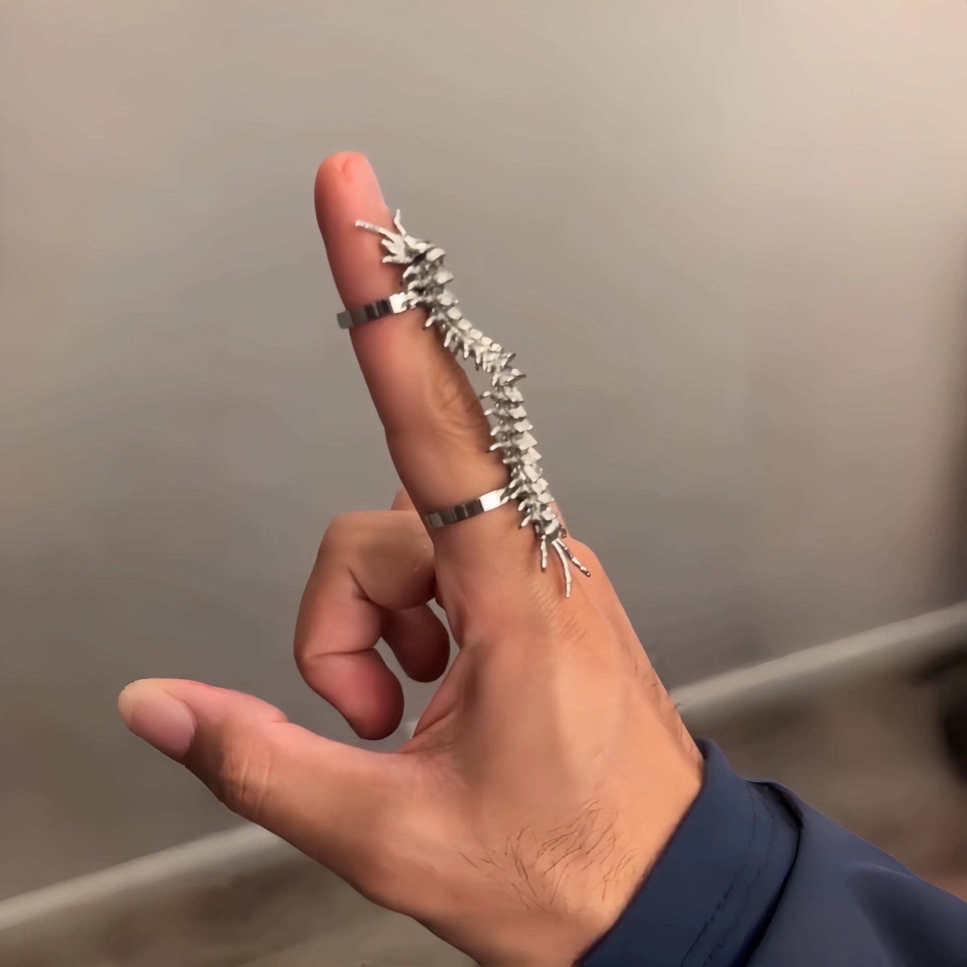 Wholesale Chic Punk Style Centipede Animal Ring Adjustable Alloy Jewelry Accessory for Resale
